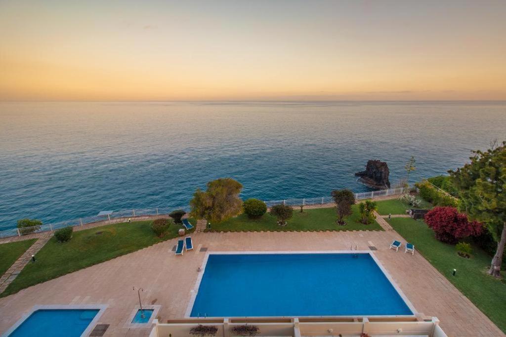 Sunny Getaway In Funchal Apartment Luaran gambar